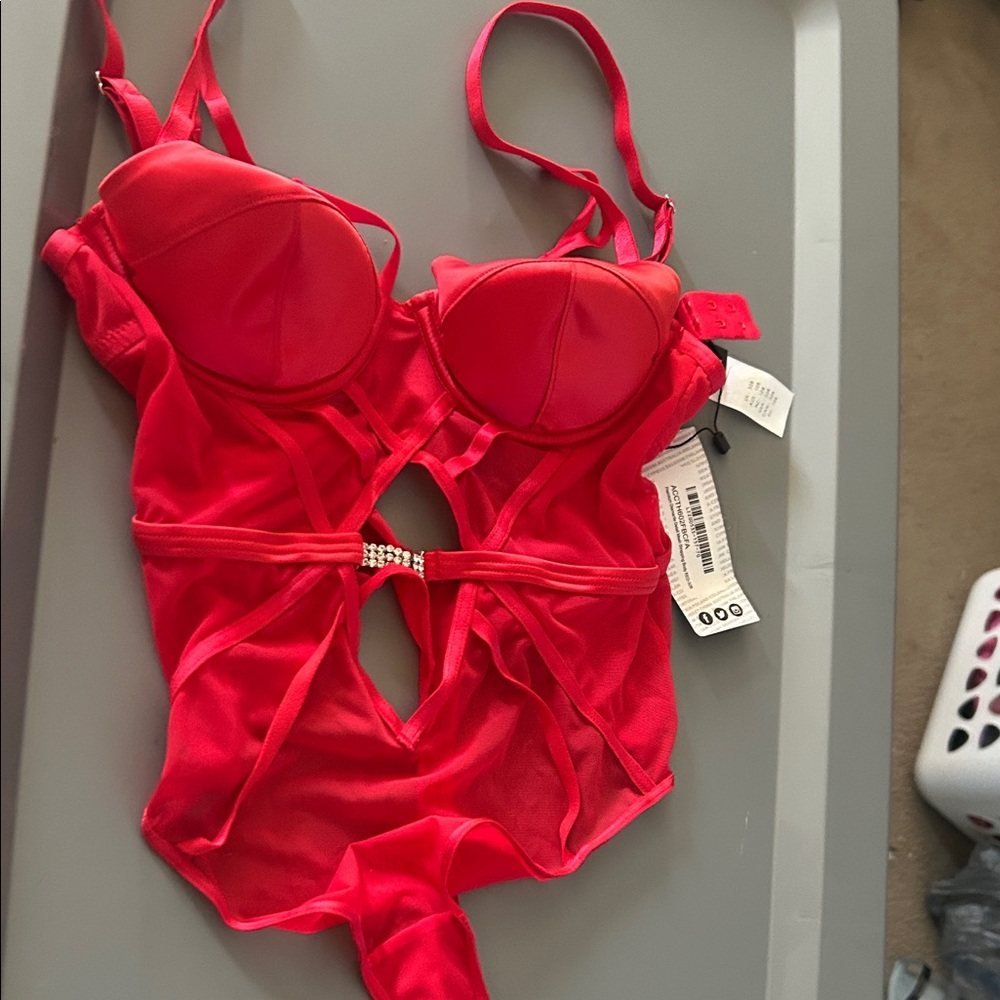 Boohoo Vibrant Red Cut-Out Bodysuit